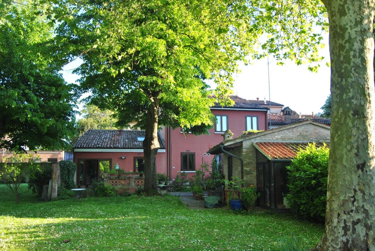 Hotel La Casa Di Marina à Ferrare Extérieur photo
